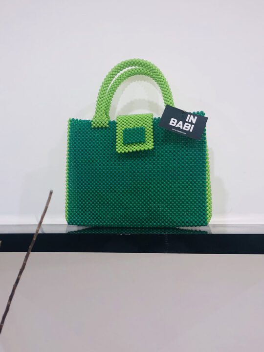 Sac perlé vert – In babi