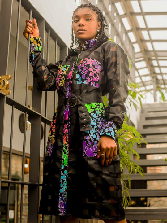 Vêtement femme léger noir pagne coloré - Abdjeni Couture